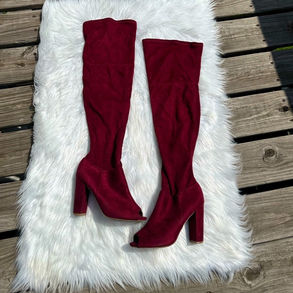 Block Heel Open Toe Knee-High Faux Surde Boots Size 7.5